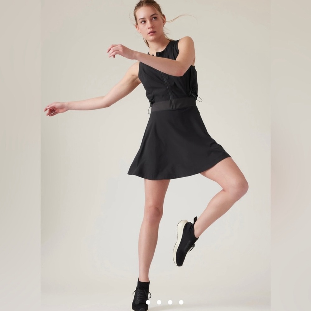 Athleta | “Venture Out” Black Athletic Dress | Size 6